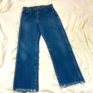Women’s vintage Wrangler jeans size 26
